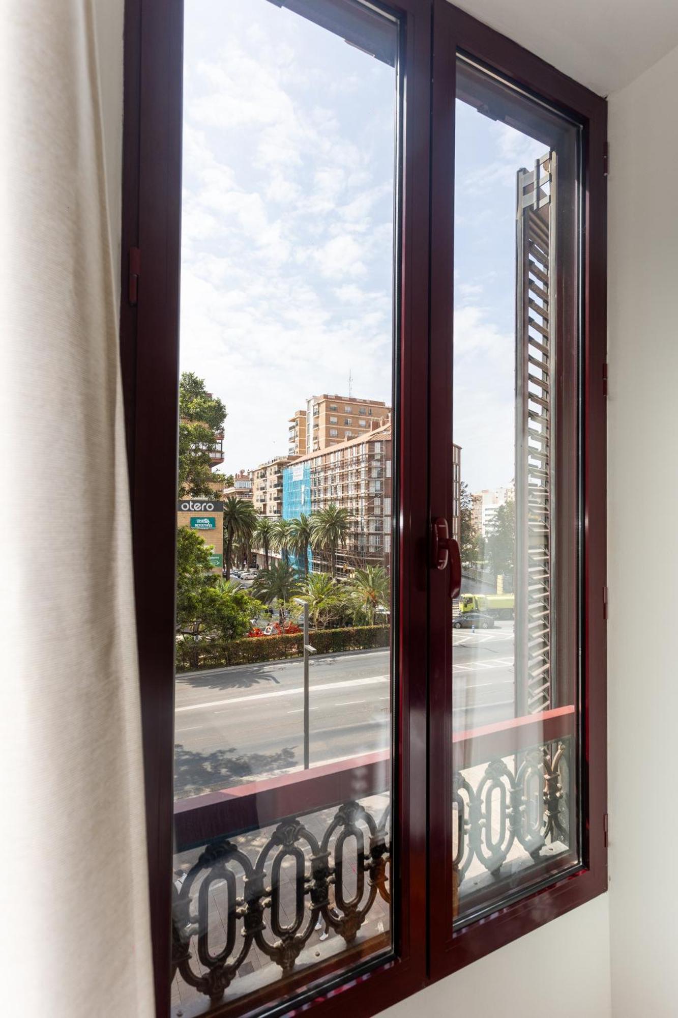 Апартаменты La Casa De La Alameda Малага Экстерьер фото